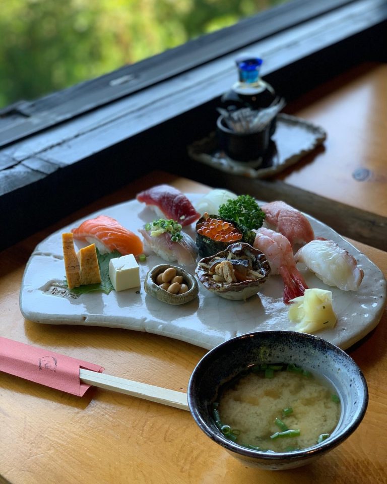 器ギャラリー 月カフェ